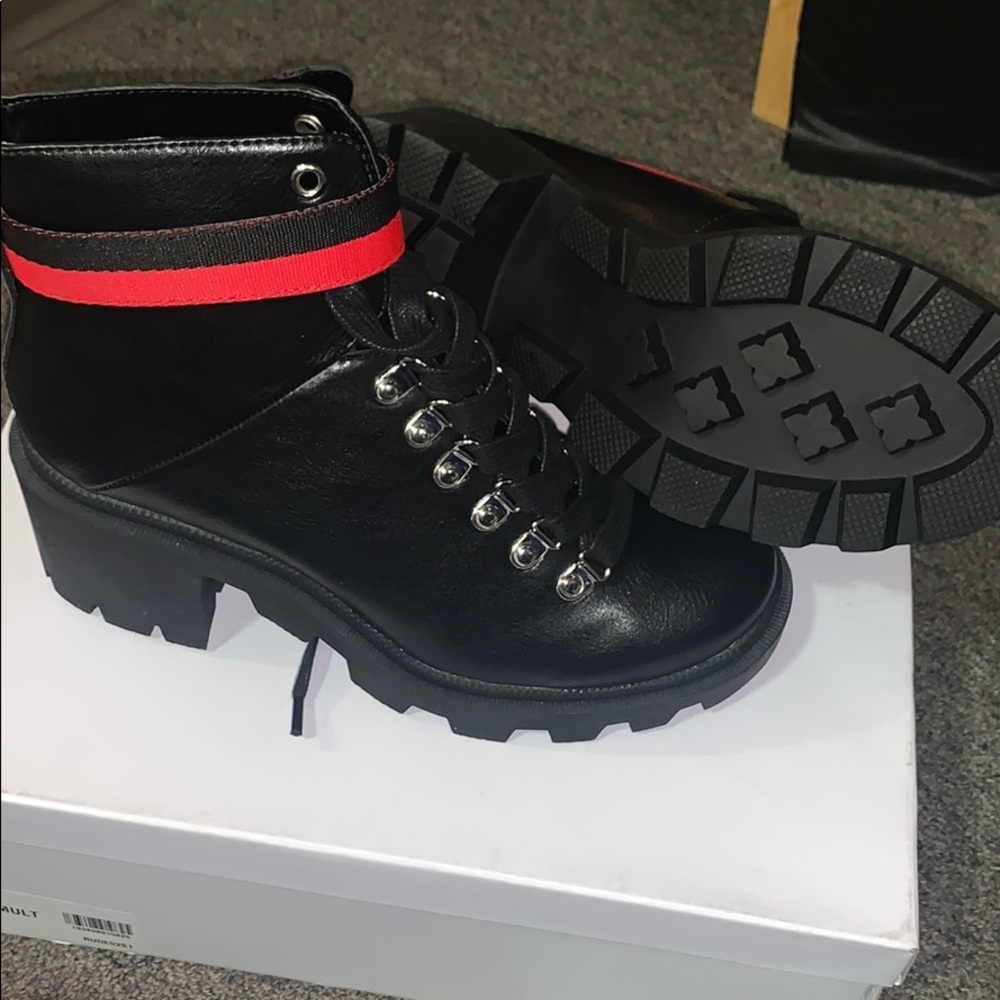 Steve Madden black size 7 boots. Brand new.